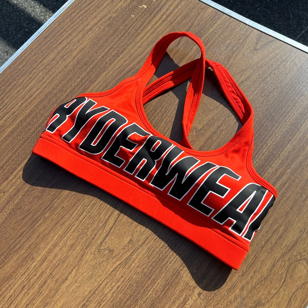 Ryderwear cross back strap sports bra with removable padding